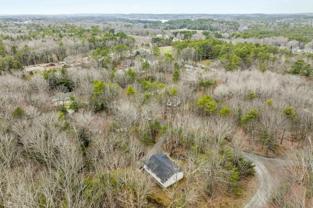 116 Evergreen Estates Road Nobleboro ME 04555