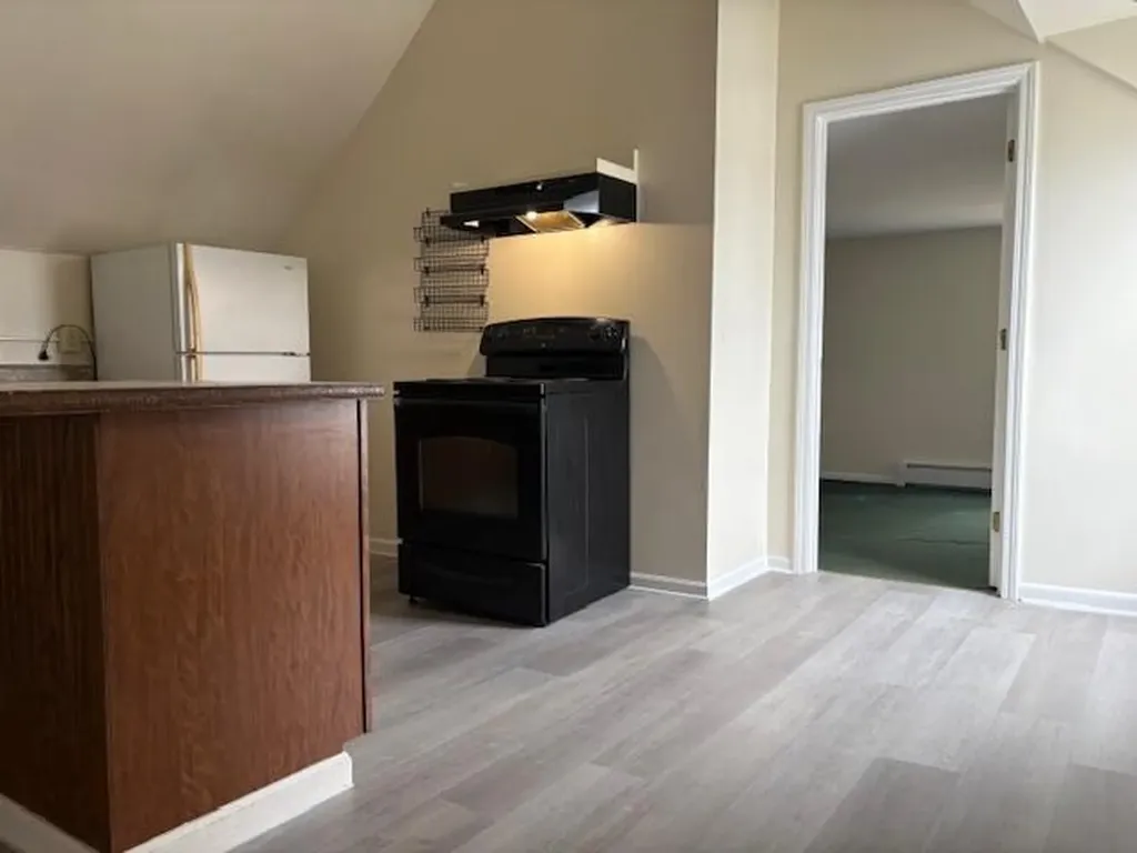 23 George Street Bangor ME 04401