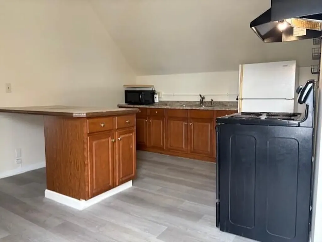23 George Street Bangor ME 04401