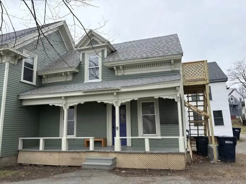 23 George Street Bangor ME 04401