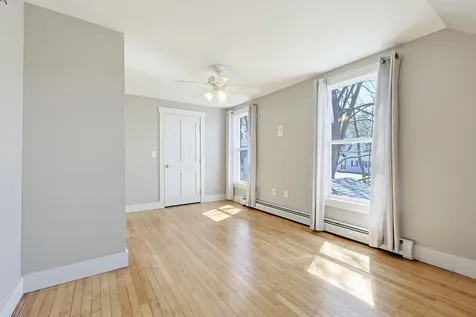 8 Grand Street Augusta ME 04330