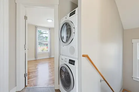 8 Grand Street Augusta ME 04330