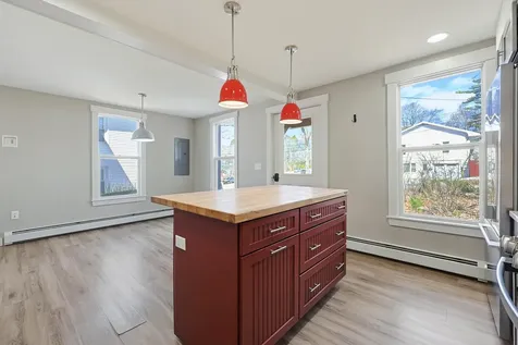8 Grand Street Augusta ME 04330