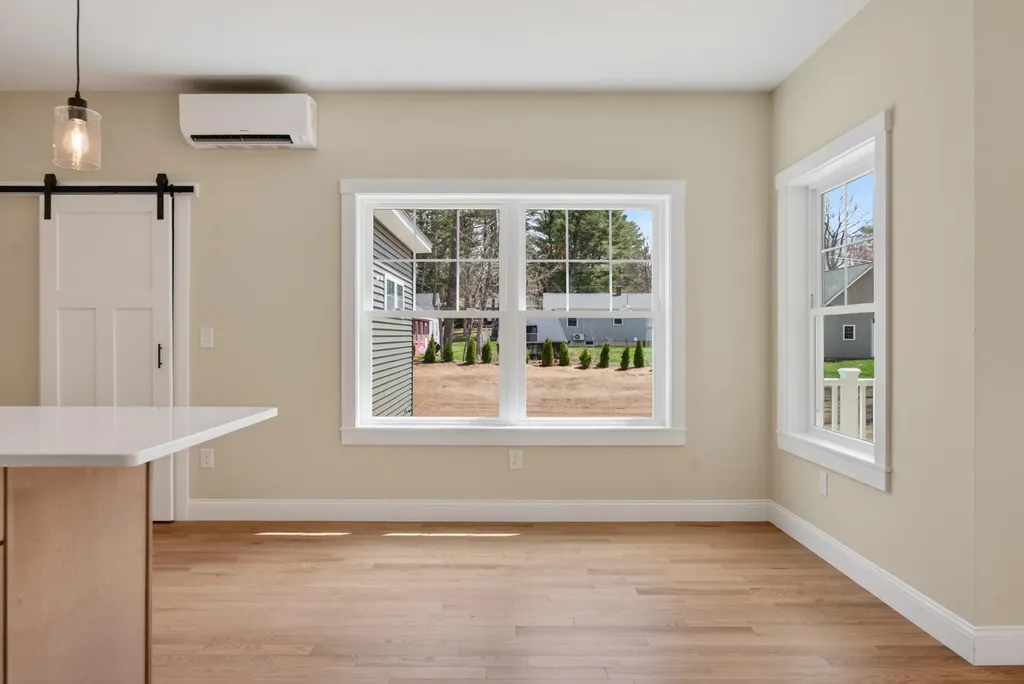 29 Forest Glenn Lane Topsham ME 04086