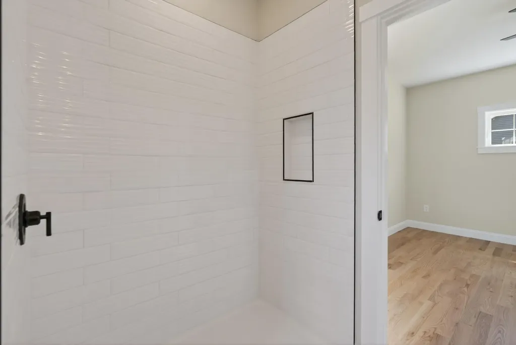 29 Forest Glenn Lane Topsham ME 04086