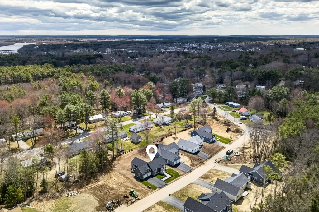 29 Forest Glenn Lane Topsham ME 04086