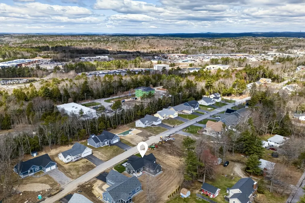 29 Forest Glenn Lane Topsham ME 04086