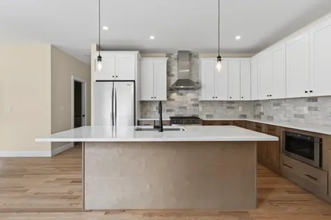 29 Forest Glenn Lane Topsham ME 04086