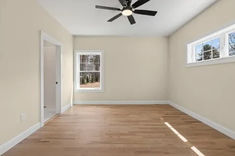 29 Forest Glenn Lane Topsham ME 04086