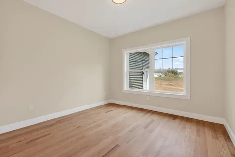 29 Forest Glenn Lane Topsham ME 04086