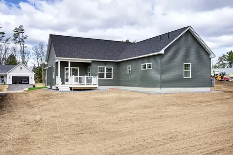 29 Forest Glenn Lane Topsham ME 04086