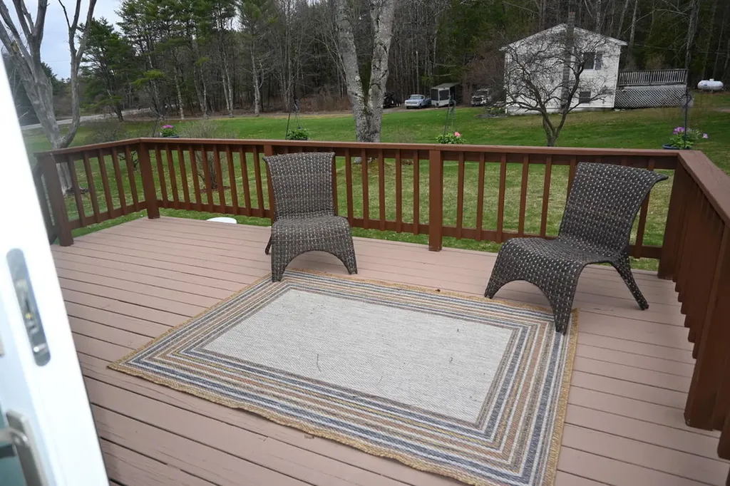 8 Lucas Lane Bowdoinham ME 04008