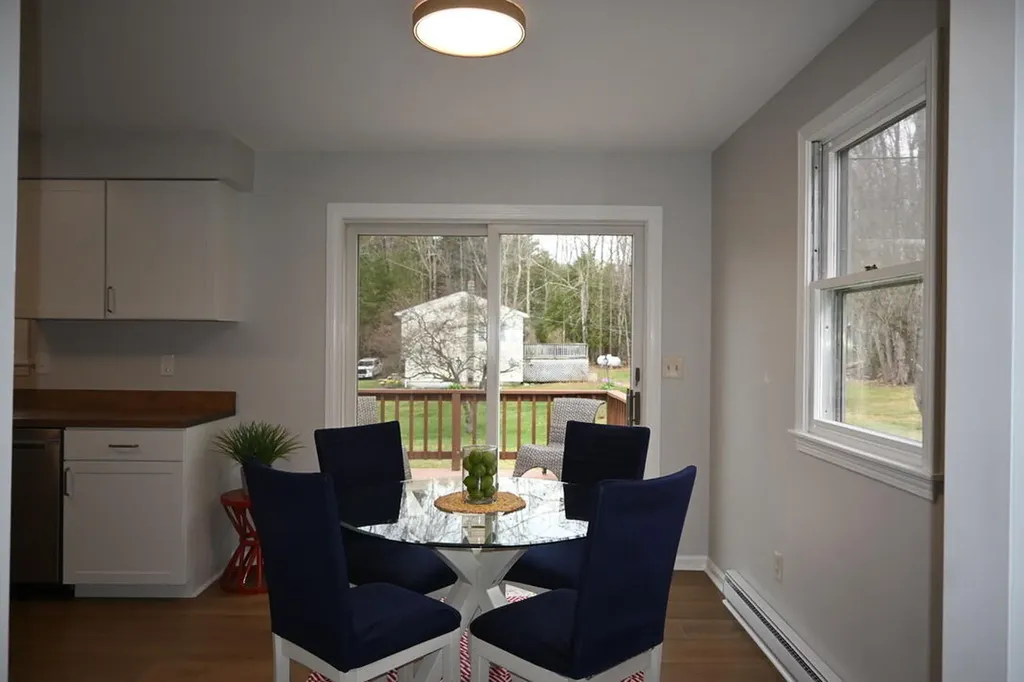 8 Lucas Lane Bowdoinham ME 04008