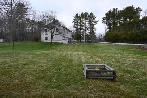8 Lucas Lane Bowdoinham ME 04008