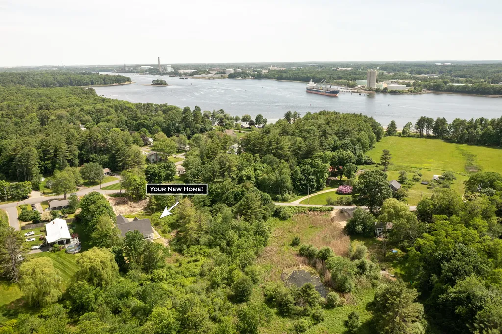 222 River Road Eliot ME 03903