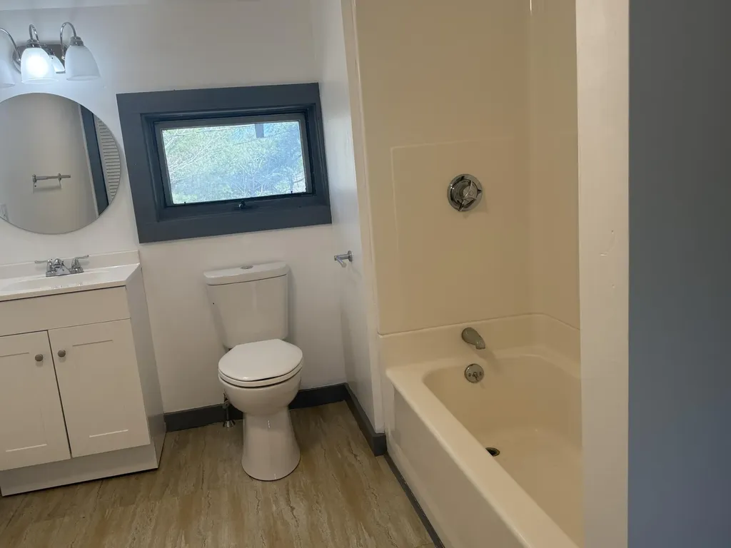 1763 Union Street Bangor ME 04401