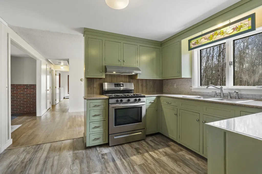 29 Juniper Lane Nobleboro ME 04555