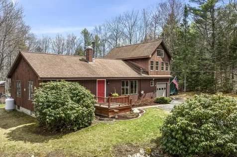 29 Juniper Lane Nobleboro ME 04555