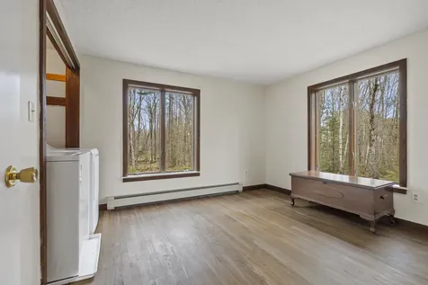 29 Juniper Lane Nobleboro ME 04555