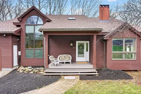 556 Main Street Wayne ME 04284