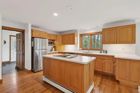 556 Main Street Wayne ME 04284