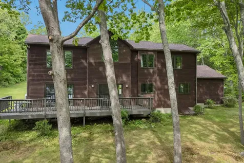 556 Main Street Wayne ME 04284