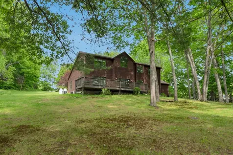 556 Main Street Wayne ME 04284