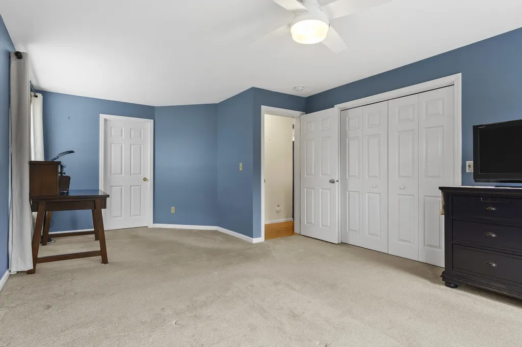 15 Village Court Boothbay Harbor ME 04538