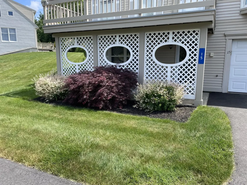 15 Village Court Boothbay Harbor ME 04538