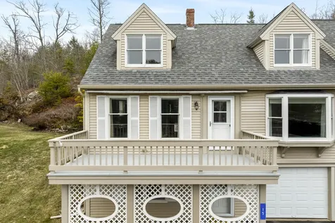 15 Village Court Boothbay Harbor ME 04538