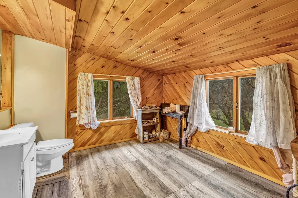 1294 Molunkus Road Cornville ME 04976
