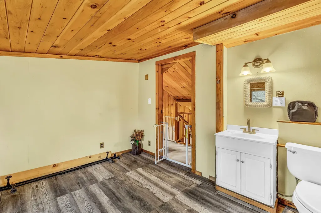 1294 Molunkus Road Cornville ME 04976