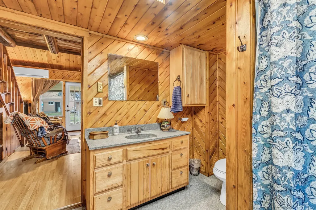 1294 Molunkus Road Cornville ME 04976