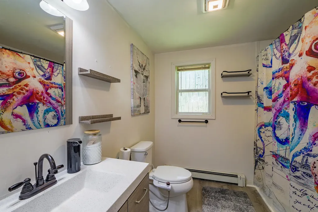 15 Nevelson Street Rockland ME 04841