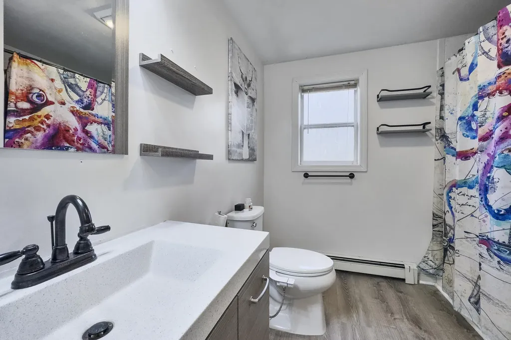 15 Nevelson Street Rockland ME 04841