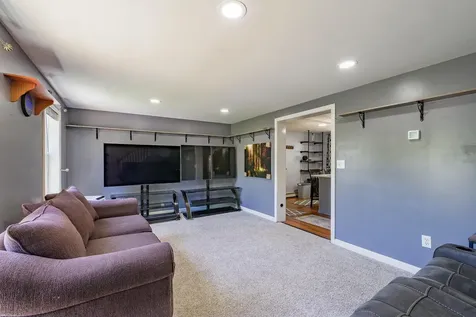 15 Nevelson Street Rockland ME 04841