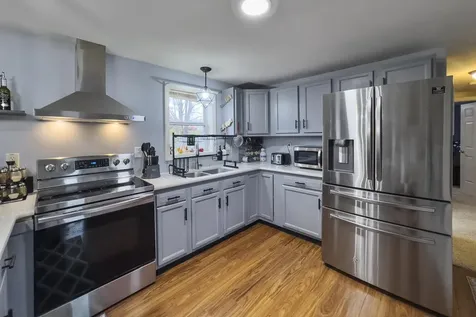 15 Nevelson Street Rockland ME 04841