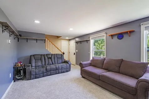15 Nevelson Street Rockland ME 04841