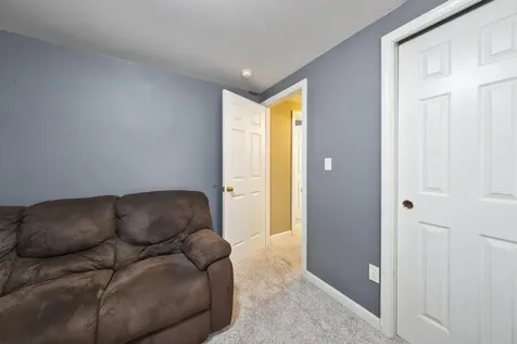 15 Nevelson Street Rockland ME 04841