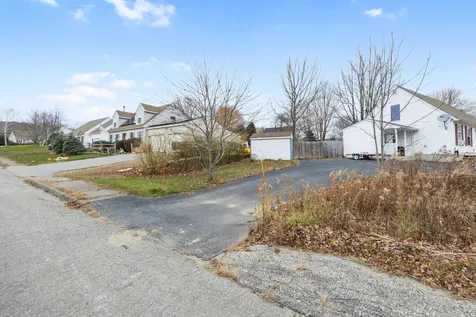 15 Nevelson Street Rockland ME 04841