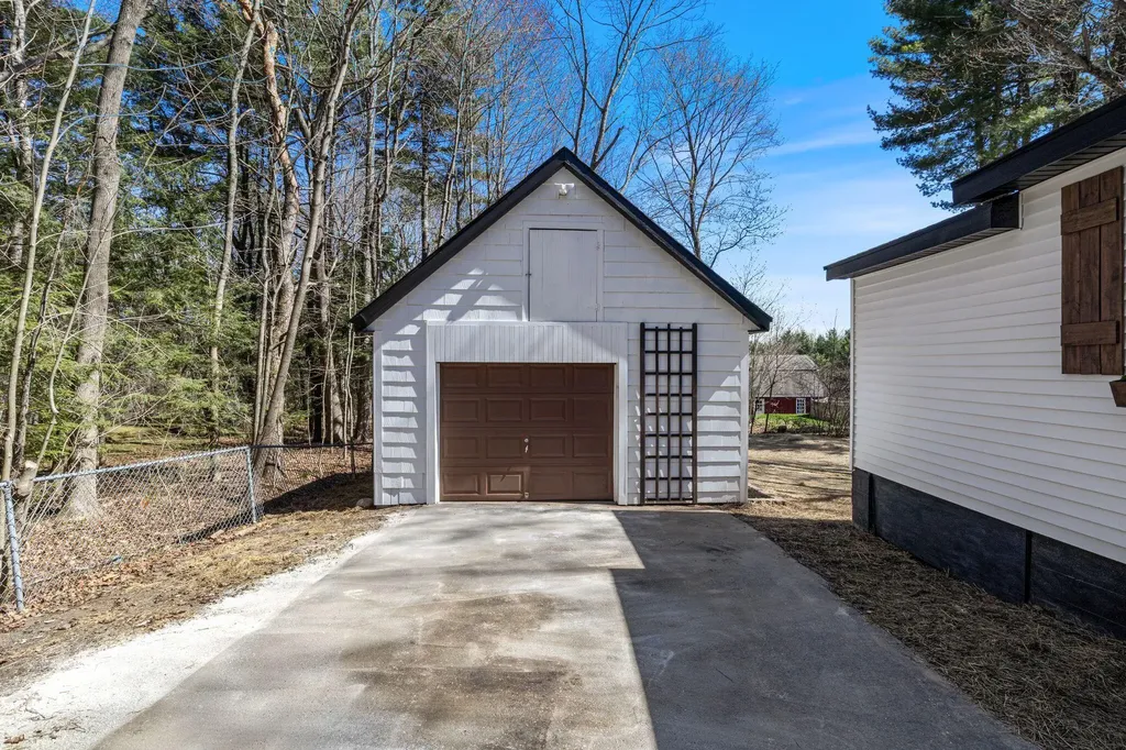 555 Brook Street Westbrook ME 04092