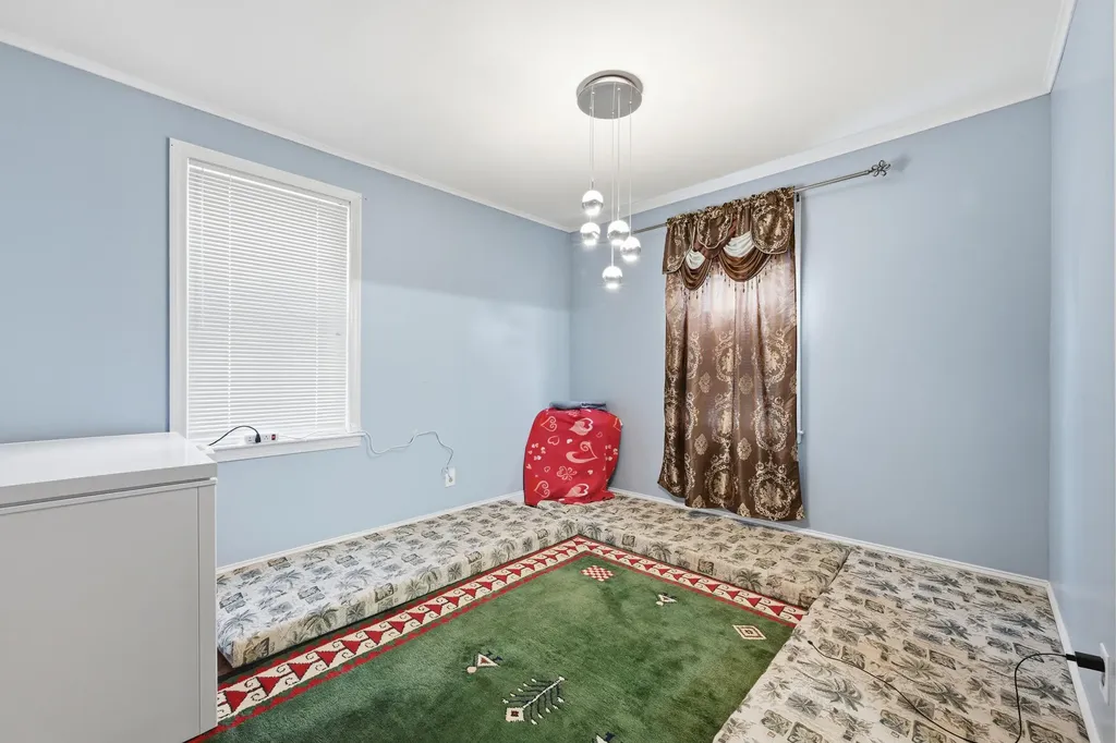 83 Pleasant Street Waterville ME 04901