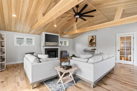 2 Palmers Way Old Orchard Beach ME 04064