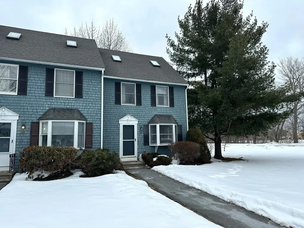 29 Orchard Hills Parkway Bangor ME 04401