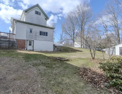 15 Upper Main Street Norridgewock ME 04957