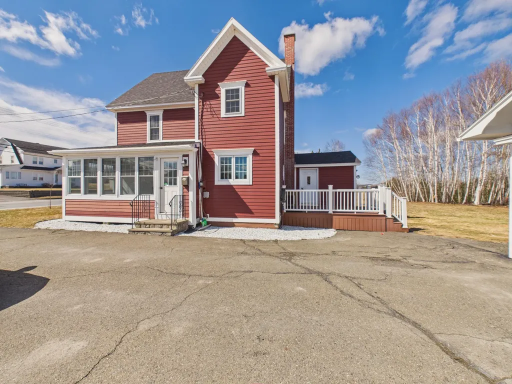 246 Main Street Van Buren ME 04785