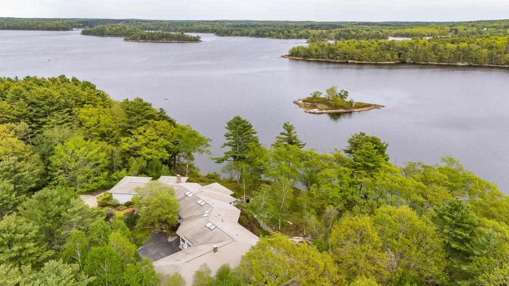 105 Mill Island Road Arrowsic ME 04530