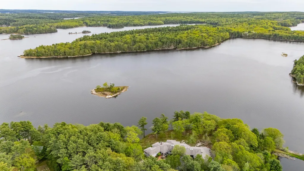 105 Mill Island Road Arrowsic ME 04530
