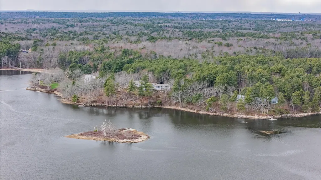 105 Mill Island Road Arrowsic ME 04530