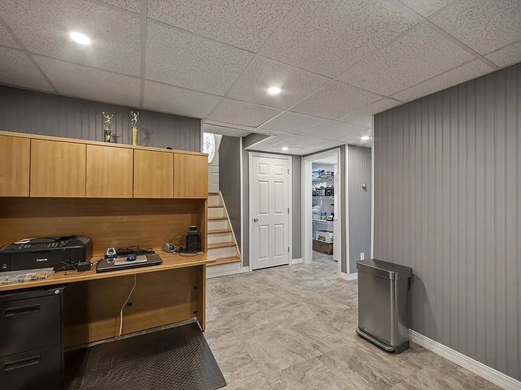 18 Andrea Avenue Benton ME 04901